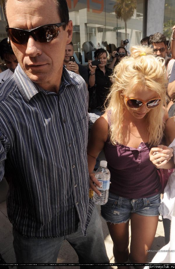 Бритни на шоппинге в Беверли Хиллз234.jpg(Бритни Спирс, Britney Spears)