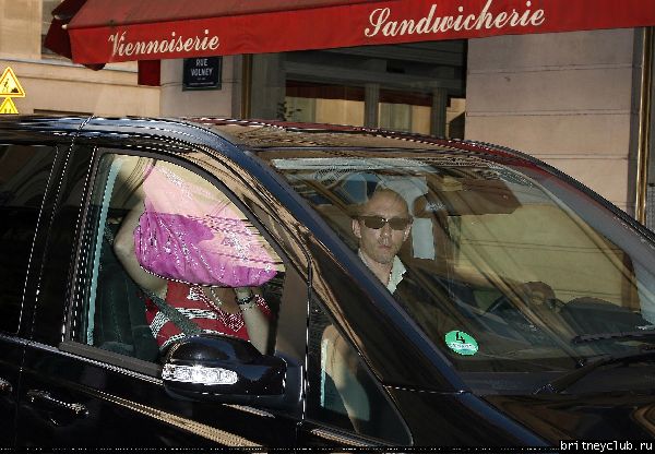 Бритни у отеля в Париже20.jpg(Бритни Спирс, Britney Spears)