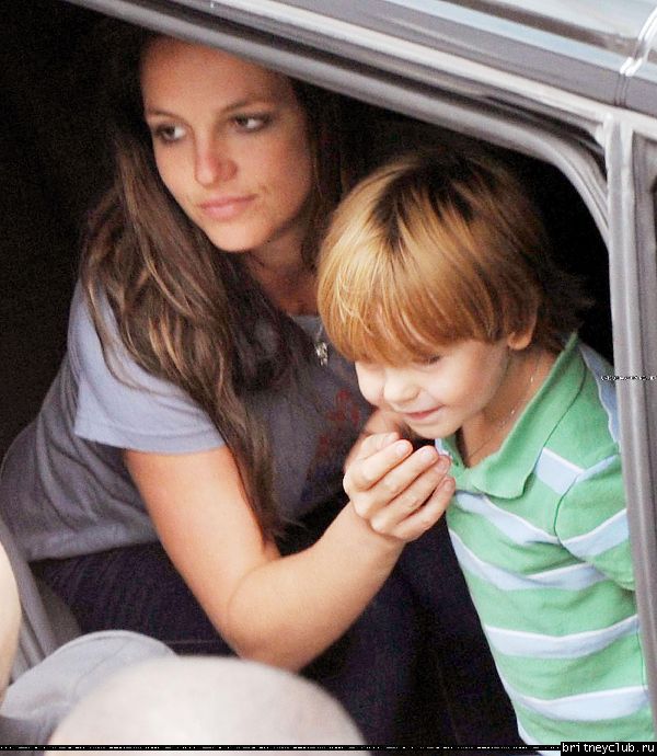 Бритни в отеле Pullman в Париже03.jpg(Бритни Спирс, Britney Spears)