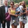 Бритни с детьми приехали к Эйфелевой башне