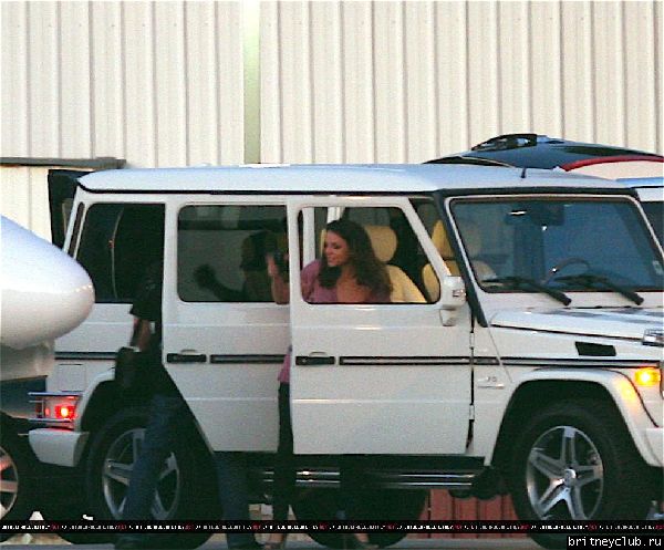 Бритни в аэропорту Van Nuys04.jpg(Бритни Спирс, Britney Spears)