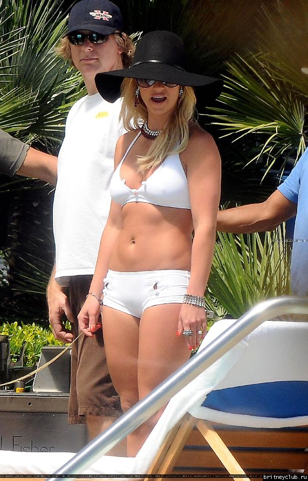 Бритни в отеле Ritz Carlton33.jpg(Бритни Спирс, Britney Spears)