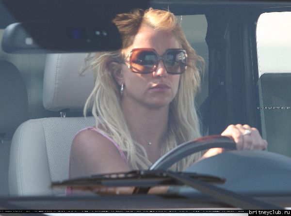 Бритни у Starbucks05.jpg(Бритни Спирс, Britney Spears)