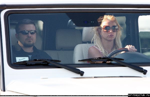 Бритни у Starbucks11.jpg(Бритни Спирс, Britney Spears)