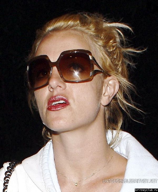 Бритни посещает кинотеатр  Palace Cinemas42.jpg(Бритни Спирс, Britney Spears)
