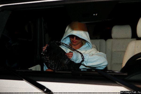 Бритни посещает кинотеатр  Palace Cinemas75.jpg(Бритни Спирс, Britney Spears)
