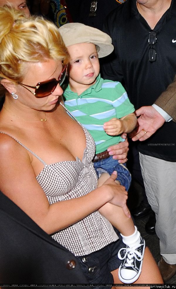 Бритни посещает Бродвейский мюзикл 16.jpg(Бритни Спирс, Britney Spears)