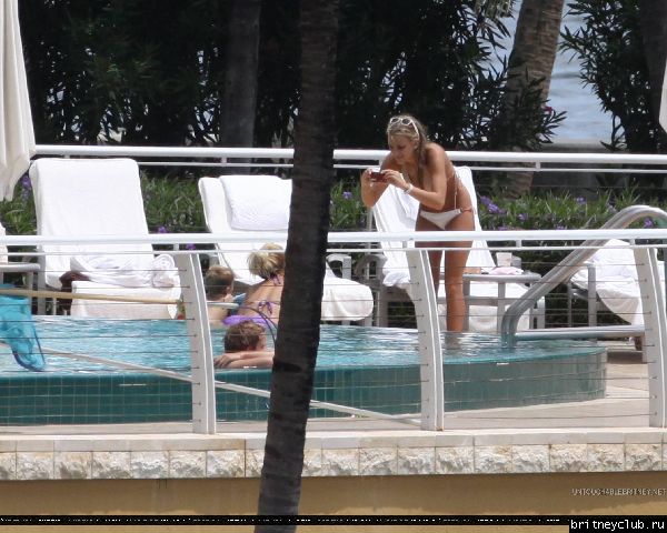 Бритни с семьей в Майями040.jpg(Бритни Спирс, Britney Spears)