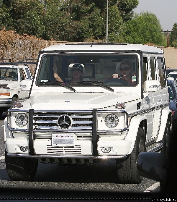 Бритни катается по Лос-Анджелесу10.jpg(Бритни Спирс, Britney Spears)