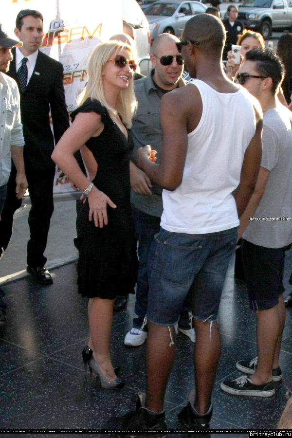 Бритни на Алее Славы в Голливуде19.jpg(Бритни Спирс, Britney Spears)