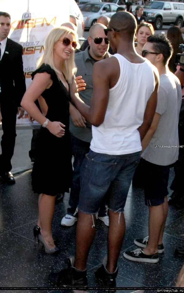 Бритни на Алее Славы в Голливуде20.jpg(Бритни Спирс, Britney Spears)