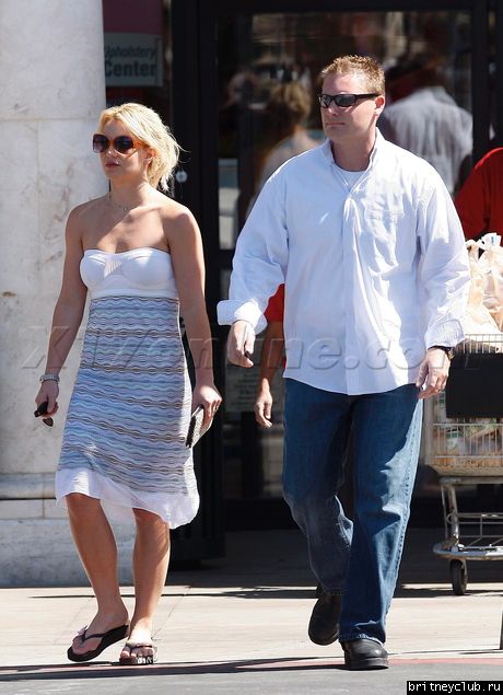 Бритни в супермаркете Ralph’s096.jpg(Бритни Спирс, Britney Spears)