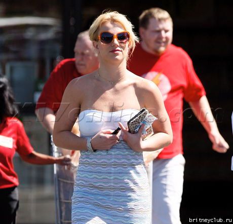 Бритни в супермаркете Ralph’s098.jpg(Бритни Спирс, Britney Spears)