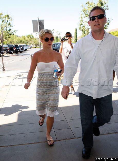 Бритни в супермаркете Ralph’s103.jpg(Бритни Спирс, Britney Spears)