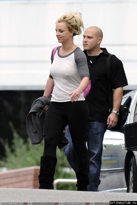 Бритни уезжает из отеля Hyatt в Перте14.jpg(Бритни Спирс, Britney Spears)