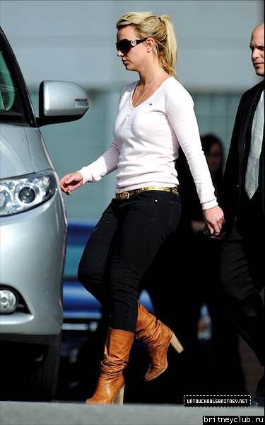 Бритни уезжает из отеля Hyatt27.jpg(Бритни Спирс, Britney Spears)