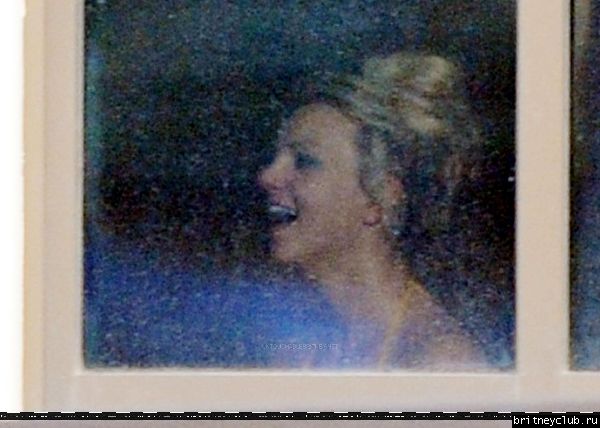Бритни с детьми в бассеине15.jpg(Бритни Спирс, Britney Spears)