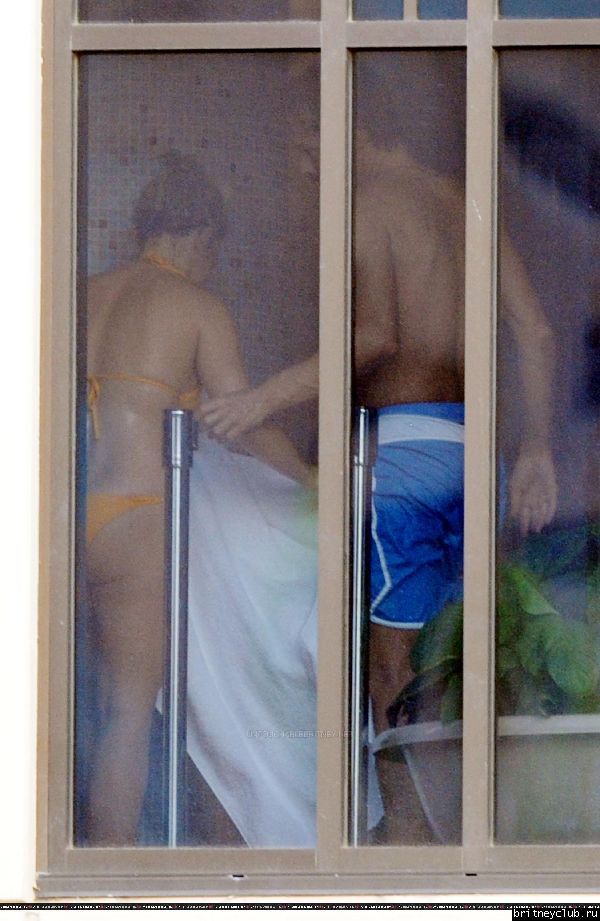 Бритни с детьми в бассеине26.jpg(Бритни Спирс, Britney Spears)