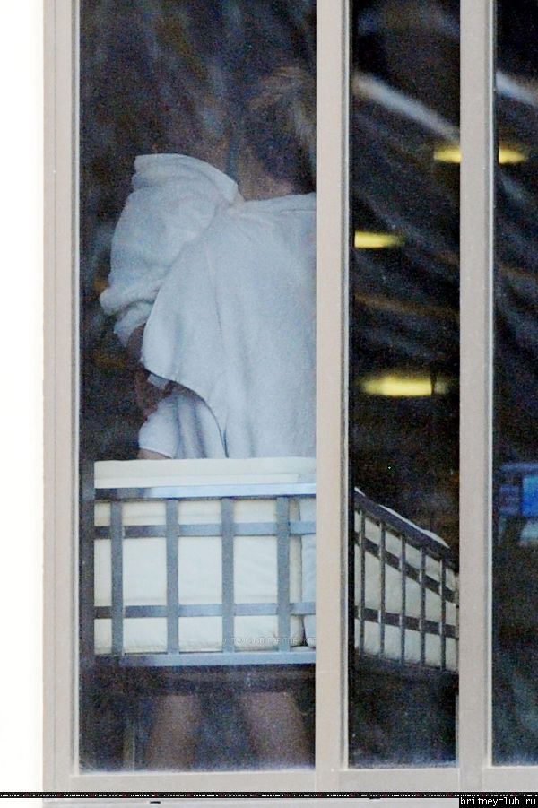 Бритни с детьми в бассеине45.jpg(Бритни Спирс, Britney Spears)