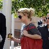 Бритни покидает отель в Аделаиде, Австралия