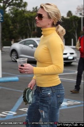 Бритни и Джейсон на шоппинге в Западном Голливуде50.jpg(Бритни Спирс, Britney Spears)