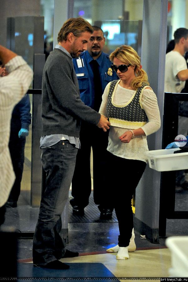 Бритни в аэропорту LAX03.jpg(Бритни Спирс, Britney Spears)