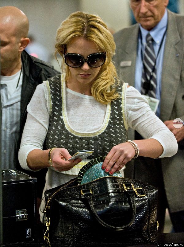 Бритни в аэропорту LAX12.jpg(Бритни Спирс, Britney Spears)