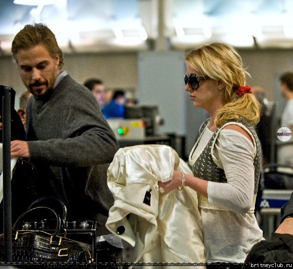 Бритни в аэропорту LAX27.jpg(Бритни Спирс, Britney Spears)