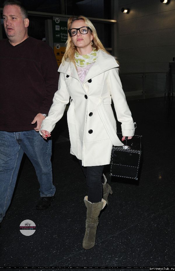 Бритни в аэропорту JFK в Нью-Йорке12.jpg(Бритни Спирс, Britney Spears)