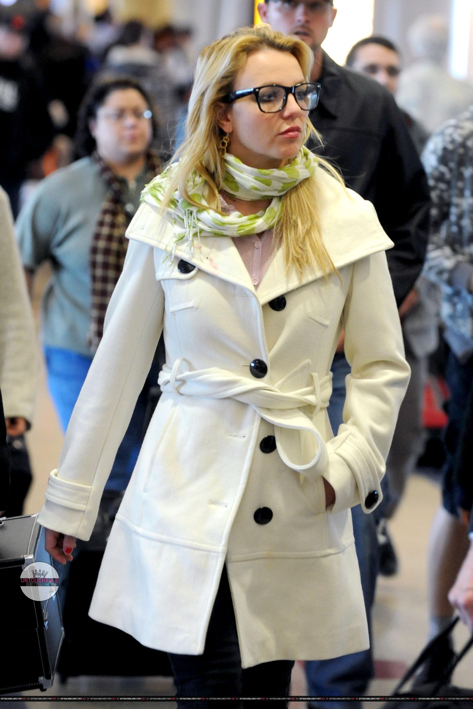 Бритни в аэропорту LAX(Бритни Спирс, Britney Spears)