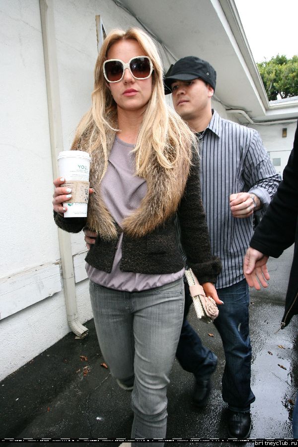 Бритни на шоппинге в бутике Vionnet 081.jpg(Бритни Спирс, Britney Spears)