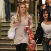 Бритни с мамой на шоппинге в Glendale Galleria