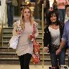 Бритни с мамой на шоппинге в Glendale Galleria