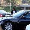 Бритни покупает автомобиль в Беверли Хиллз