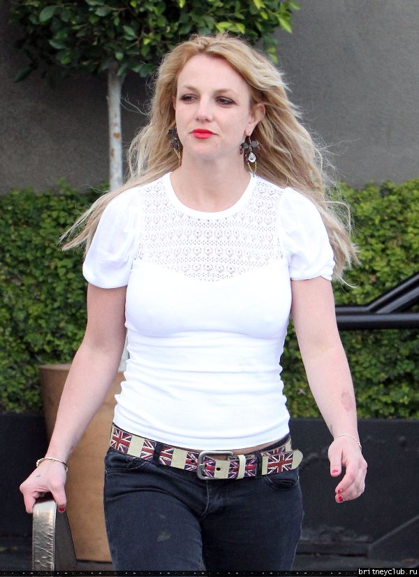 Бритни и Джейсон посещают ресторан Bandera 68.jpg(Бритни Спирс, Britney Spears)