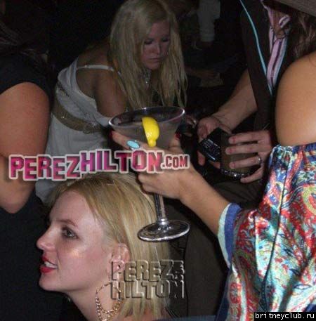 Бритни покидает ресторан Dolce37.jpg(Бритни Спирс, Britney Spears)
