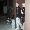 Бритни покидает ресторан Dolce