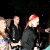Бритни покидает ресторан Dolce