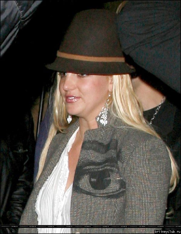 Бритни и Шон на детской площадке25.jpg(Бритни Спирс, Britney Spears)