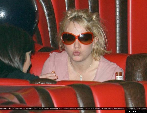 Бритни в Западном Голливуде33.jpg(Бритни Спирс, Britney Spears)