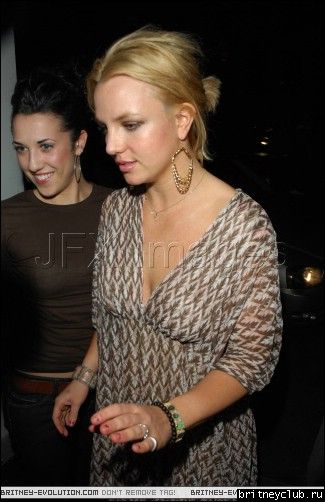 Бритни в зоомагазине33.jpg(Бритни Спирс, Britney Spears)