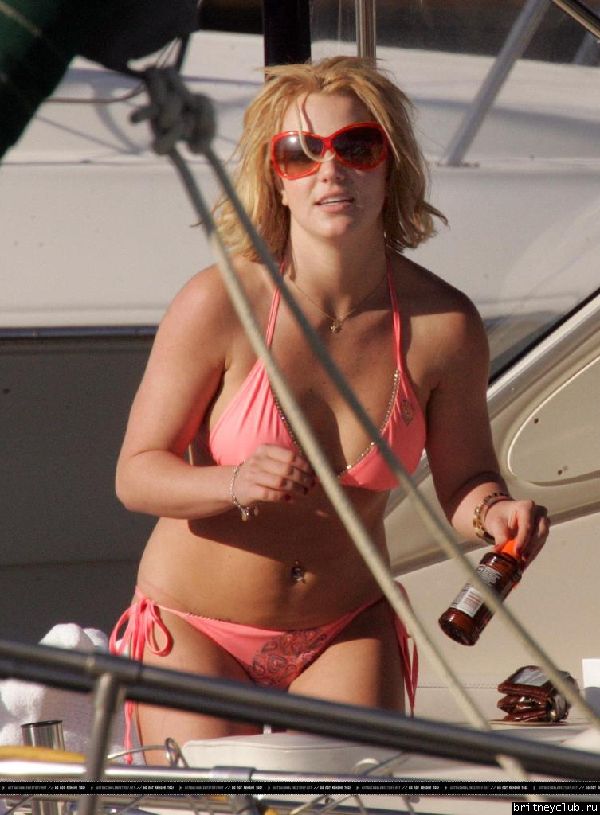 Бритни отдыхает в Санта-Монике56.jpg(Бритни Спирс, Britney Spears)