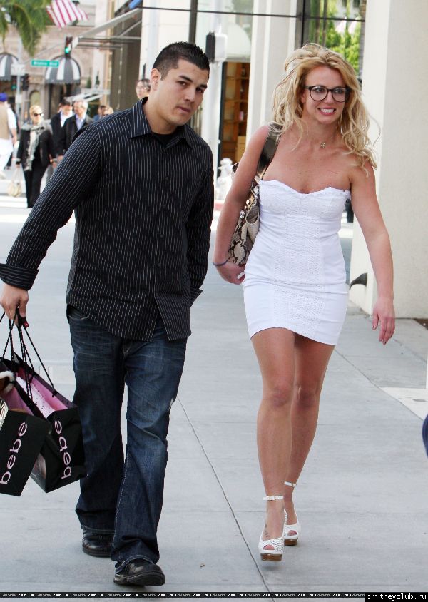 Бритни на шоппинге в Беверли Хиллз05.jpg(Бритни Спирс, Britney Spears)