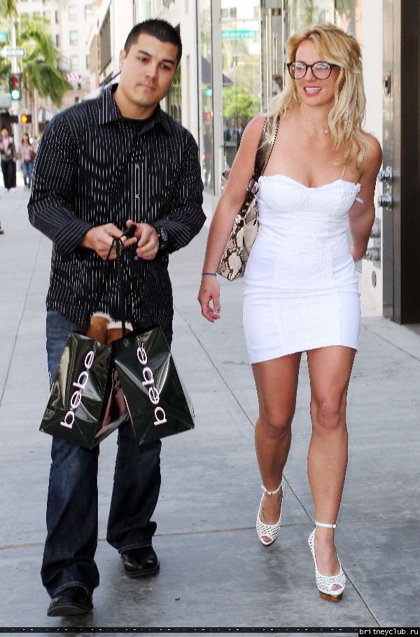 Бритни на шоппинге в Беверли Хиллз13.jpg(Бритни Спирс, Britney Spears)