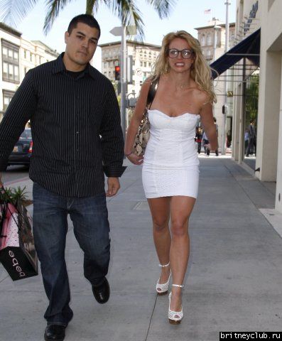 Бритни на шоппинге в Беверли Хиллз39.jpg(Бритни Спирс, Britney Spears)