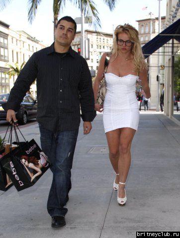 Бритни на шоппинге в Беверли Хиллз48.jpg(Бритни Спирс, Britney Spears)