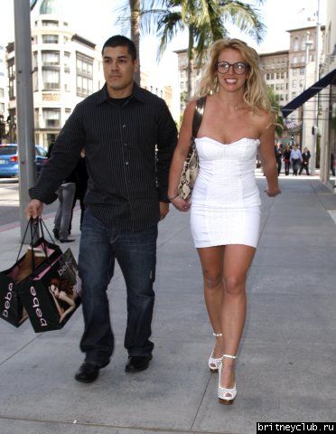 Бритни на шоппинге в Беверли Хиллз53.jpg(Бритни Спирс, Britney Spears)