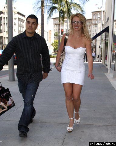 Бритни на шоппинге в Беверли Хиллз54.jpg(Бритни Спирс, Britney Spears)