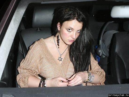 Бритни делает покупки в магазине Target22.jpg(Бритни Спирс, Britney Spears)