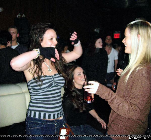 Бритни проводит время в Нью-Йорке35.jpg(Бритни Спирс, Britney Spears)